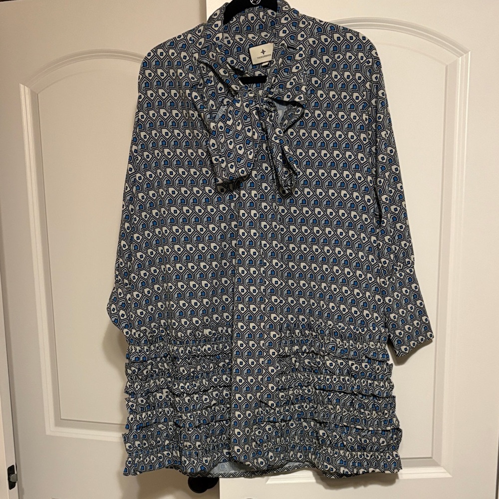 Tuckernuck Blue and White Long Sleeve Dress